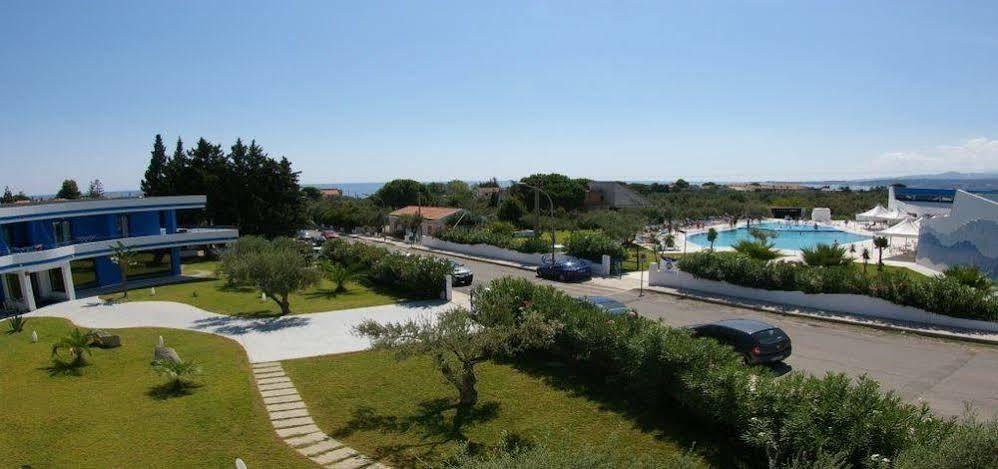 Hotel Club Cala Longa Montauro Exteriér fotografie